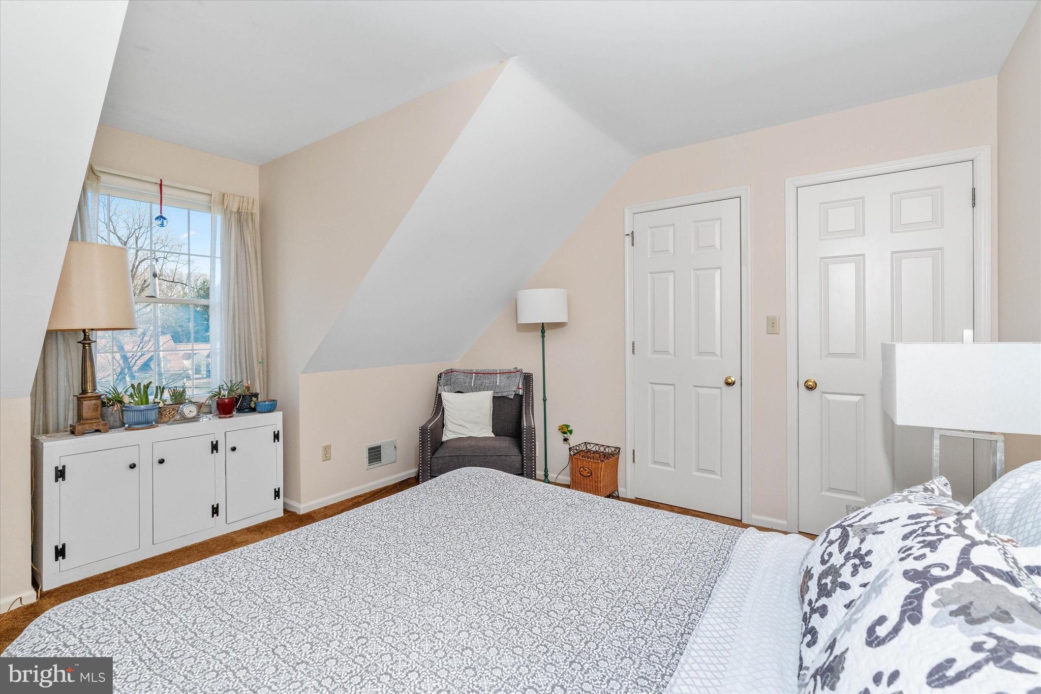 600 Cheltenham Road Wilmington, DE 19808 - Photo 19 of 33 2nd level bedroom 2