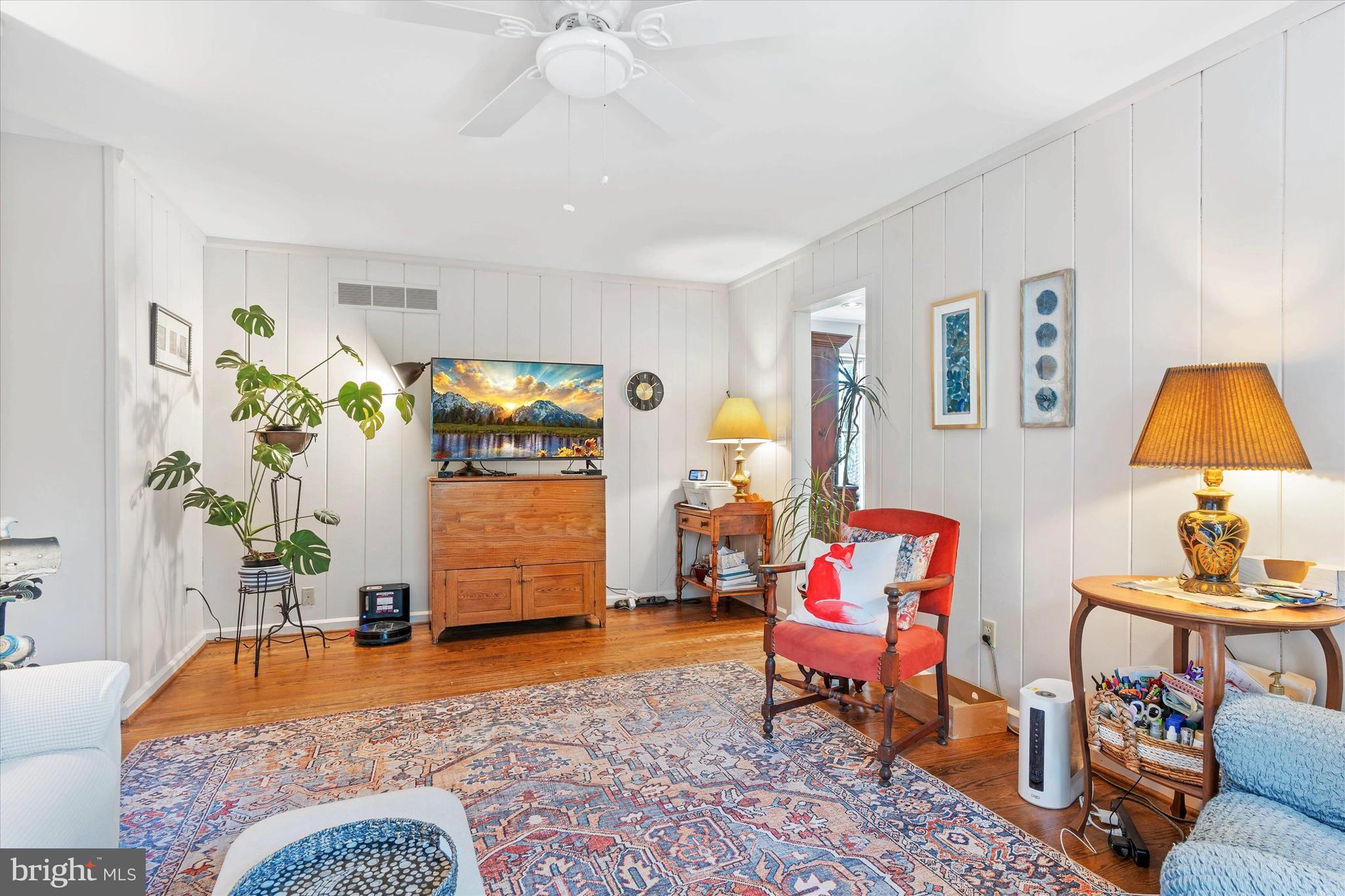 600 Cheltenham Road Wilmington, DE 19808 - Photo 10 of 33 Family next to kitchen