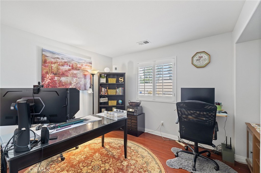 14392 Smith River Road Eastvale, CA 92880 - Photo 28 of 50