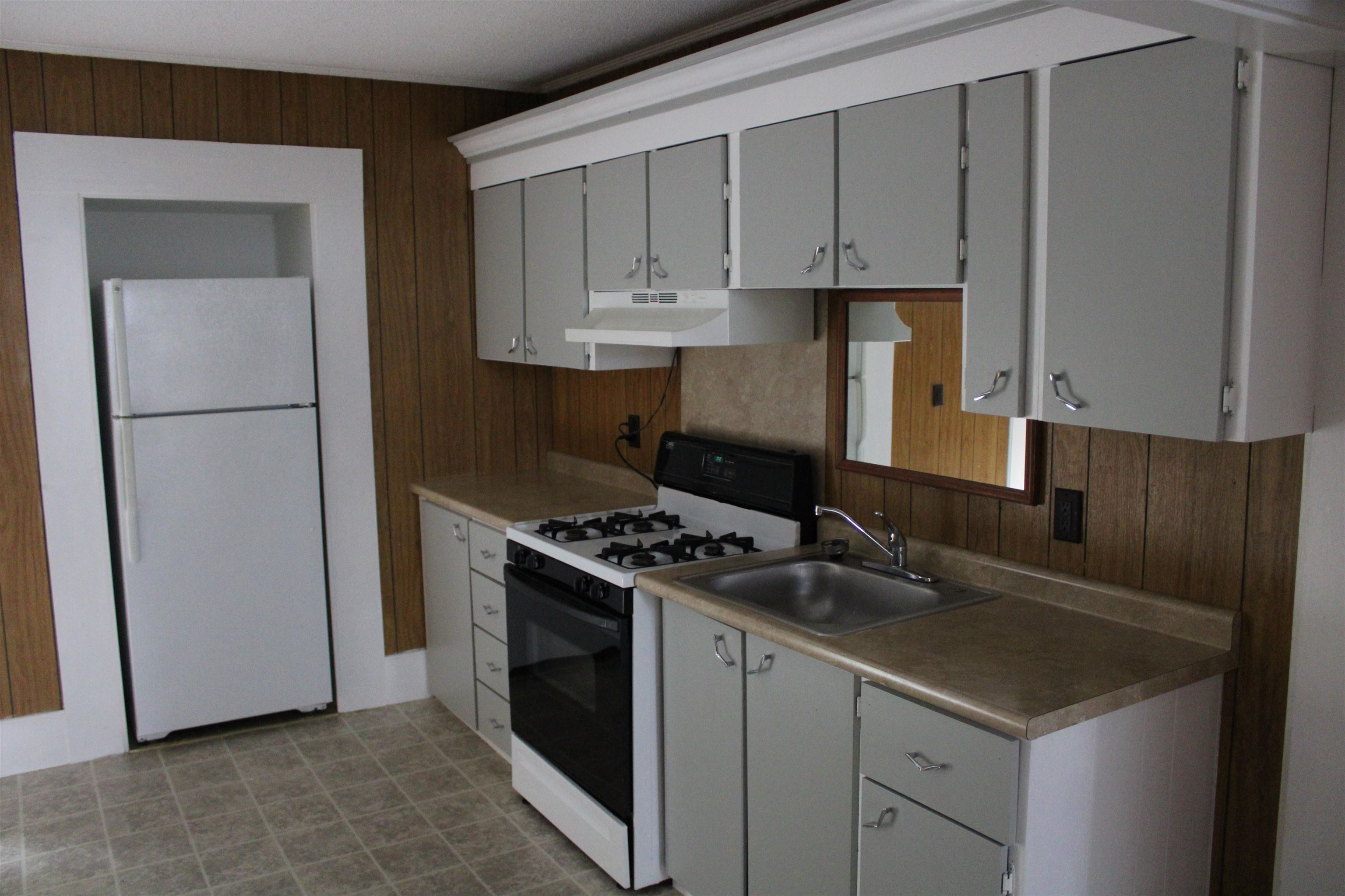 291 Spring Street St. Johnsbury, VT 05819 - Photo 23 of 29 Gallery Image 23