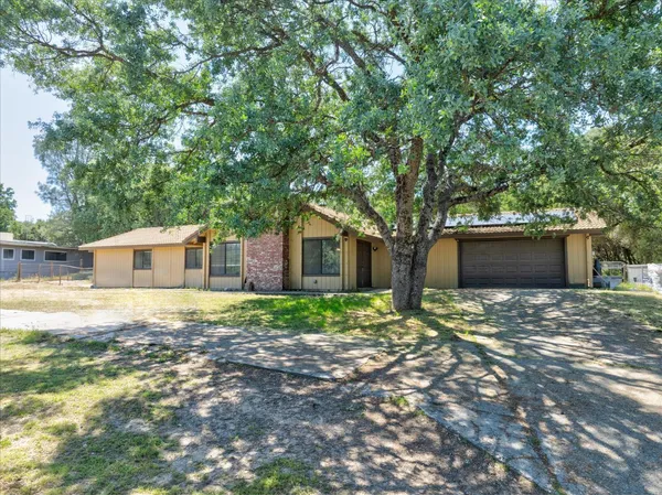 $390,000 | 47440 Hopi Avenue, Coarsegold, CA 93614