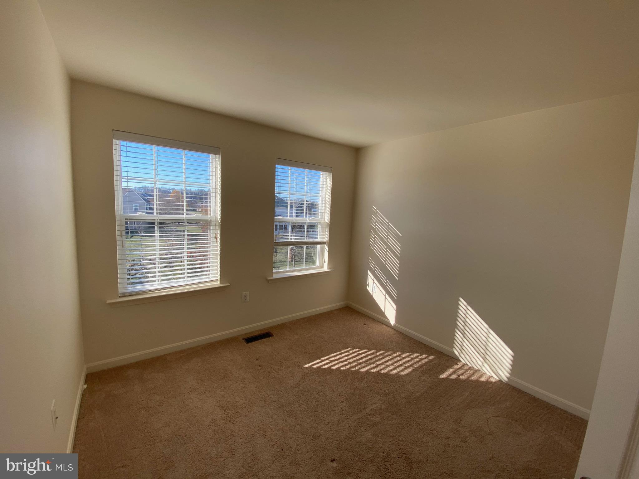 44153 Seawolve Square Chantilly, VA 20152 - Photo 32 of 52 Third Bedroom On Upper level