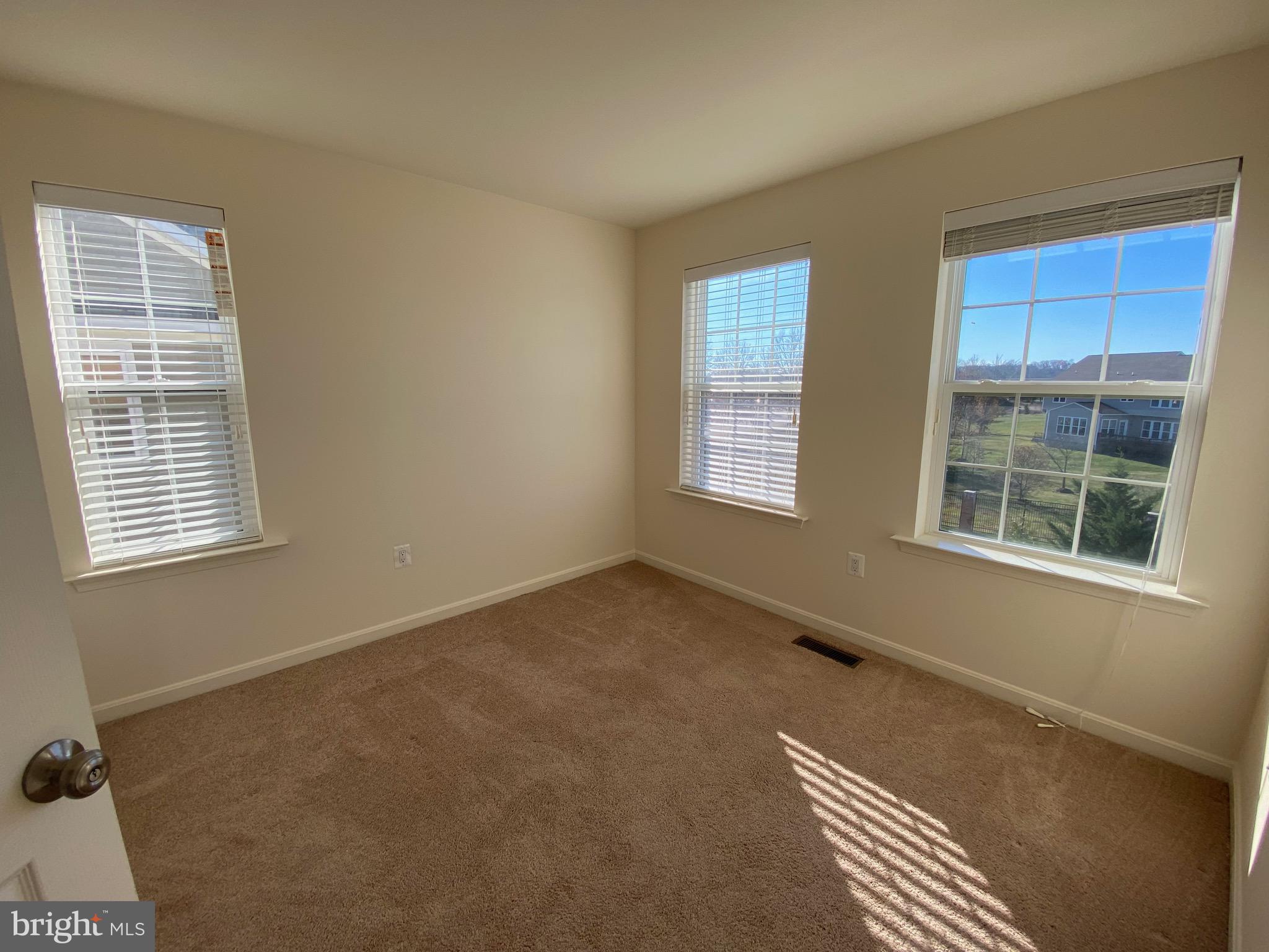 44153 Seawolve Square Chantilly, VA 20152 - Photo 35 of 52 Third Corner bedroom on the Upper Level