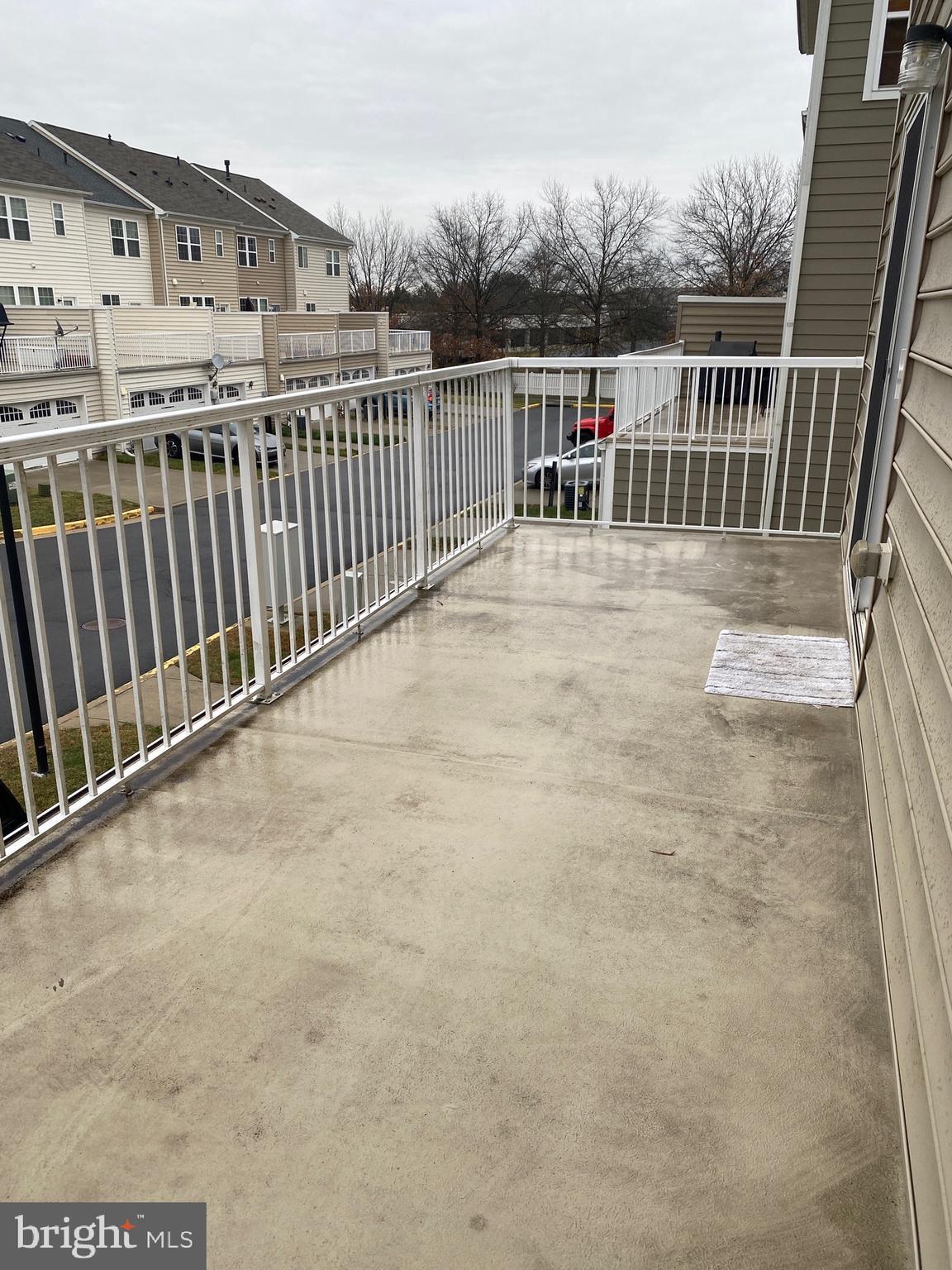 44153 Seawolve Square Chantilly, VA 20152 - Photo 50 of 52 Balcony off the Dining/Kitchen Area