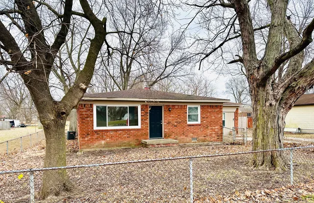 $174,900 | 2202 South Meeker Avenue, Muncie, IN 47302