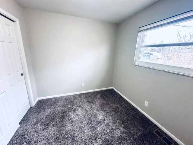 $174,900 | 2202 South Meeker Avenue, Muncie, IN 47302