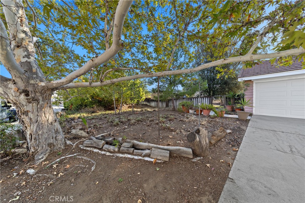 32858 Alderbrook Road Wildomar, CA 92595 - Photo 3 of 56 a view of outdoor space and yard