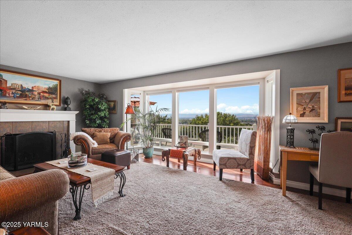 36-618 Country Club Dr-108 - Copy