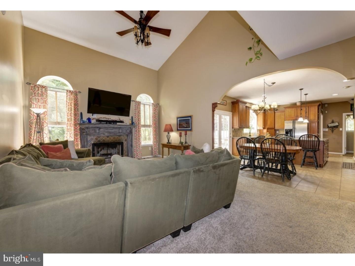 11 Quail Ridge Court Medford, NJ 08055 - Photo 6 of 25 Great Room