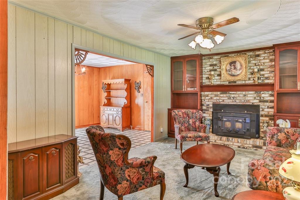 1792 Hewitt Road Claremont, NC 28610 - Photo 11 of 46 Gallery Image 11