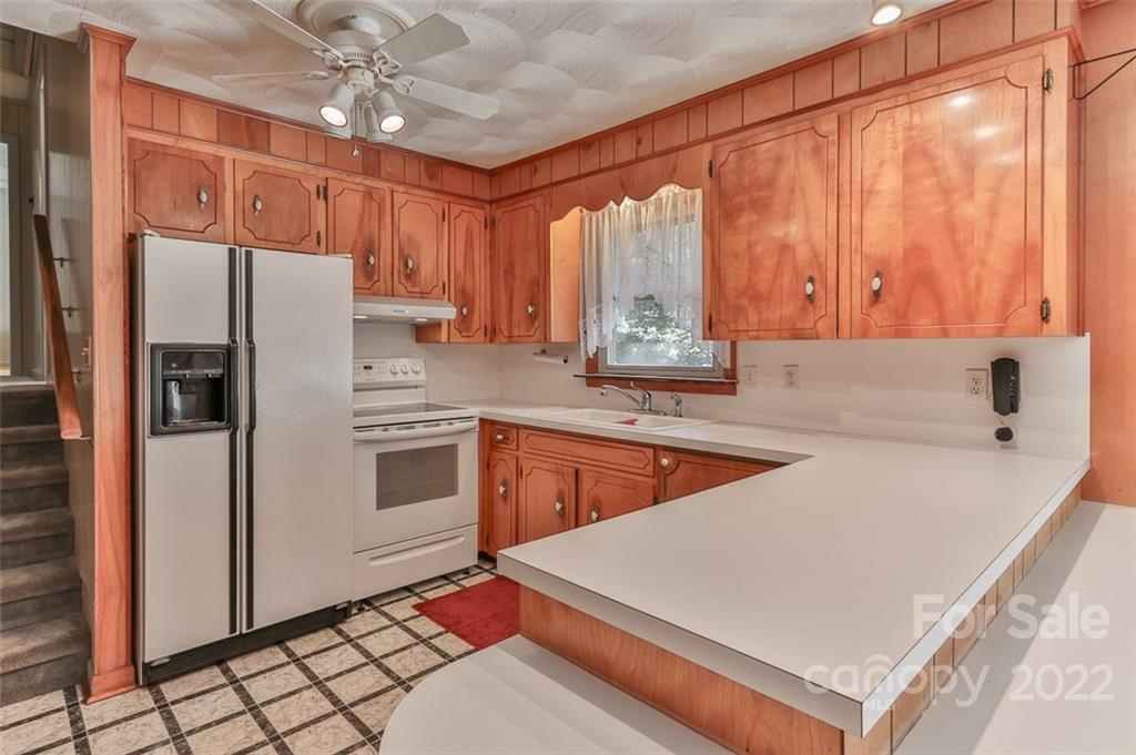 1792 Hewitt Road Claremont, NC 28610 - Photo 14 of 46 Gallery Image 14