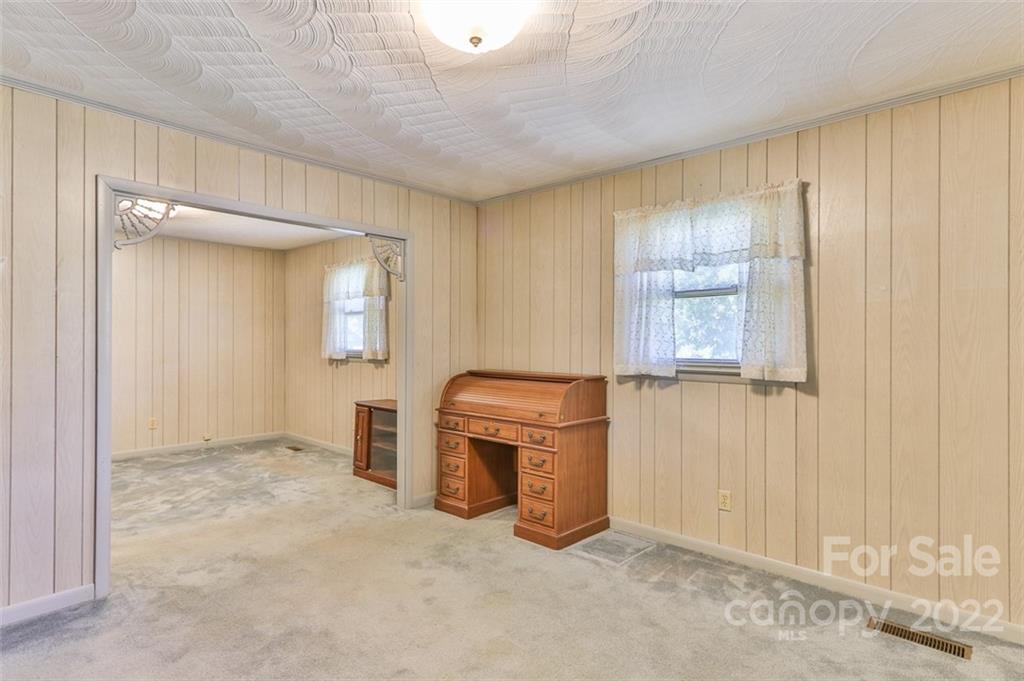 1792 Hewitt Road Claremont, NC 28610 - Photo 33 of 46 Gallery Image 33