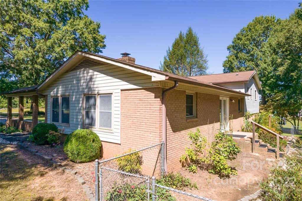 1792 Hewitt Road Claremont, NC 28610 - Photo 41 of 46 Gallery Image 41