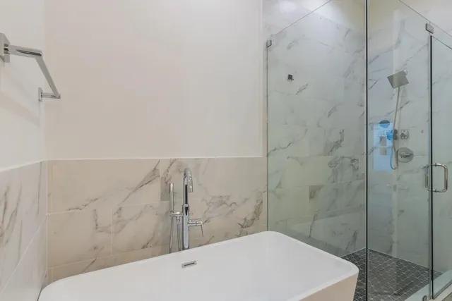 $3,299 | 5841 Dolores Street, Houston, TX 77057