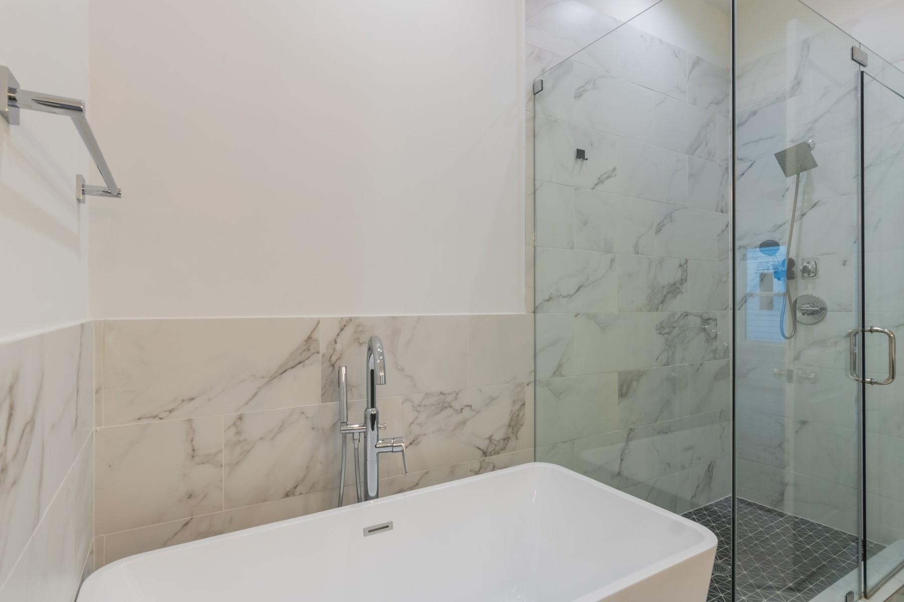 5841 Dolores Street Houston, TX 77057 - Photo 11 of 23