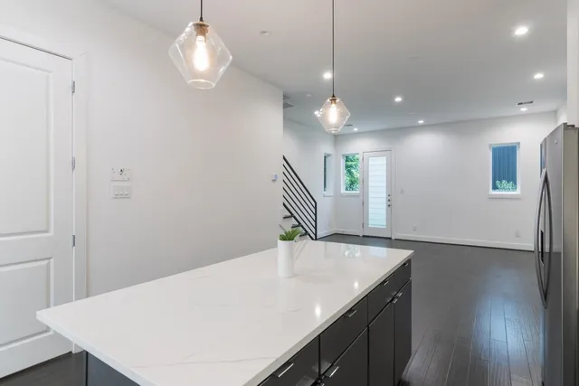 $3,299 | 5841 Dolores Street, Houston, TX 77057