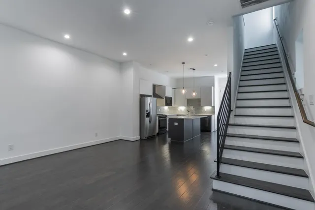 $3,299 | 5841 Dolores Street, Houston, TX 77057