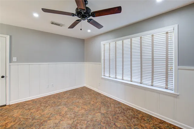 $1,700 | 2714 Southmore Avenue, Pasadena, TX 77502