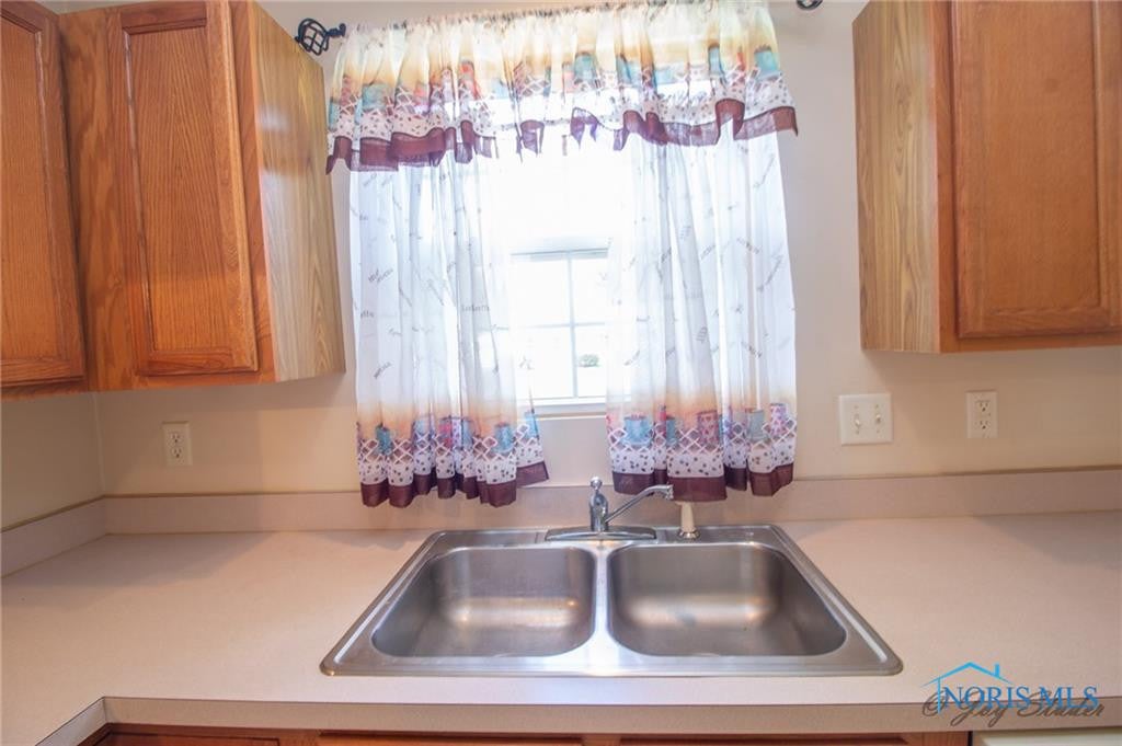 2004 Sandown Road Toledo, OH 43615 - Photo 26 of 33 Gallery Image 26