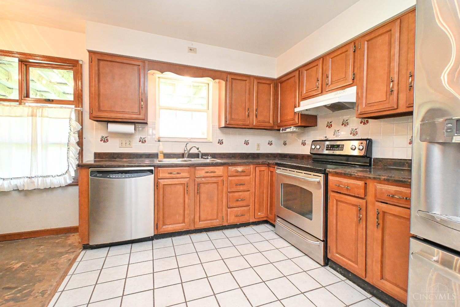 466 Stephens Road Maineville, OH 45039 - Photo 5 of 58