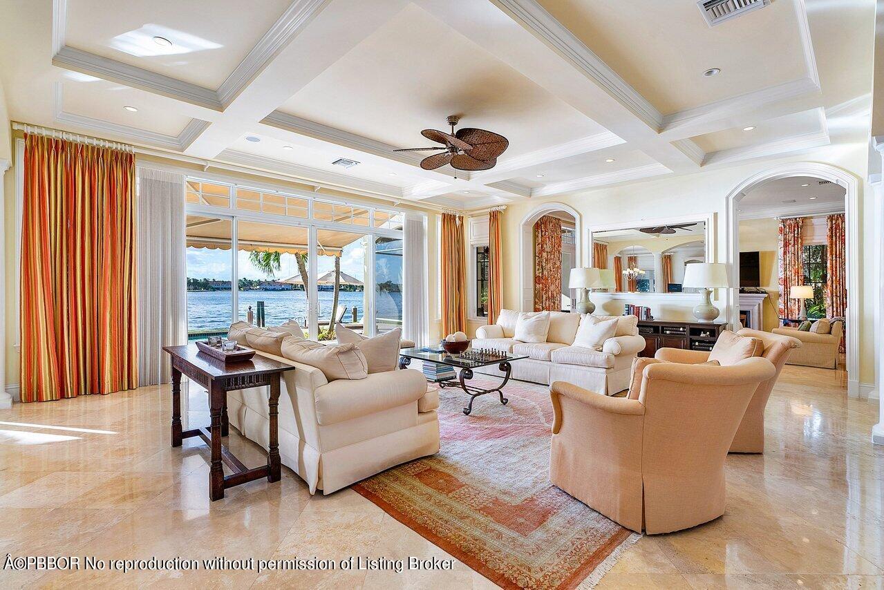 1455 Lands End Road Lantana, FL 33462 - Photo 11 of 28 019-1455LandsEndRoad-Manalapan-FL-33462-