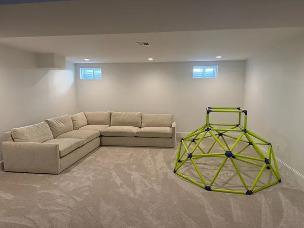 $14,000 | 119 Woodbine Circle, Needham, MA 02494