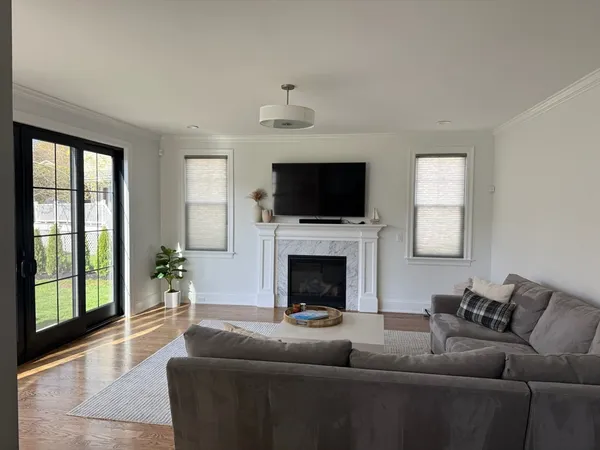 $14,000 | 119 Woodbine Circle, Needham, MA 02494