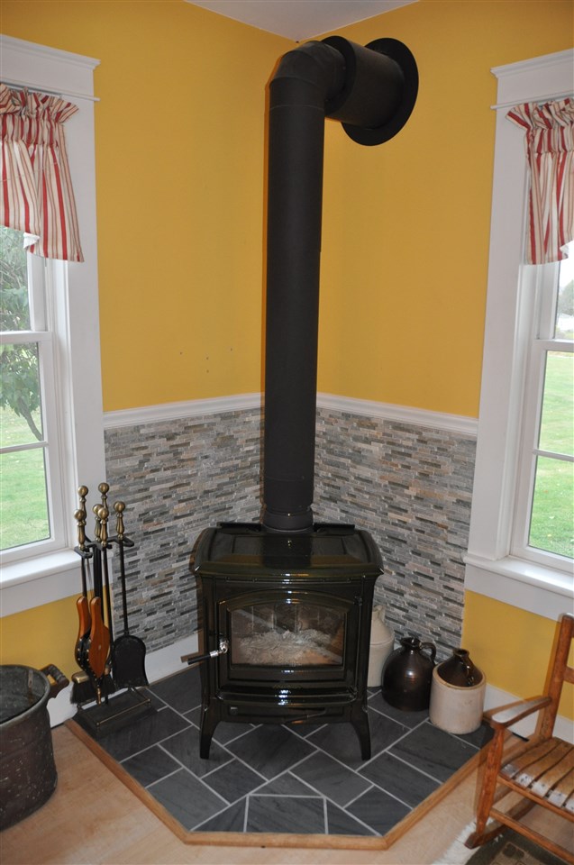 27 Shoreham Depot Road Orwell, VT 05760 - Photo 14 of 40