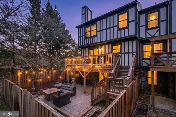 $600,000 | 1100 Snead Place, Herndon, VA 20170