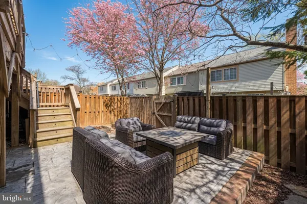 $600,000 | 1100 Snead Place, Herndon, VA 20170