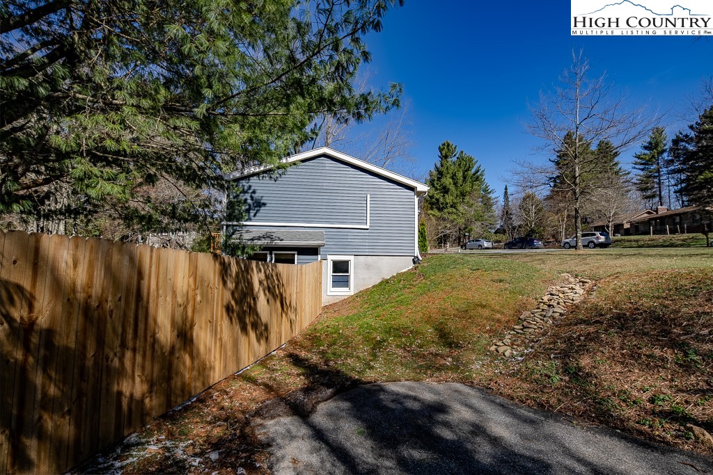 477 Hardaman Circle Boone, NC 28607 - Photo 45 of 48