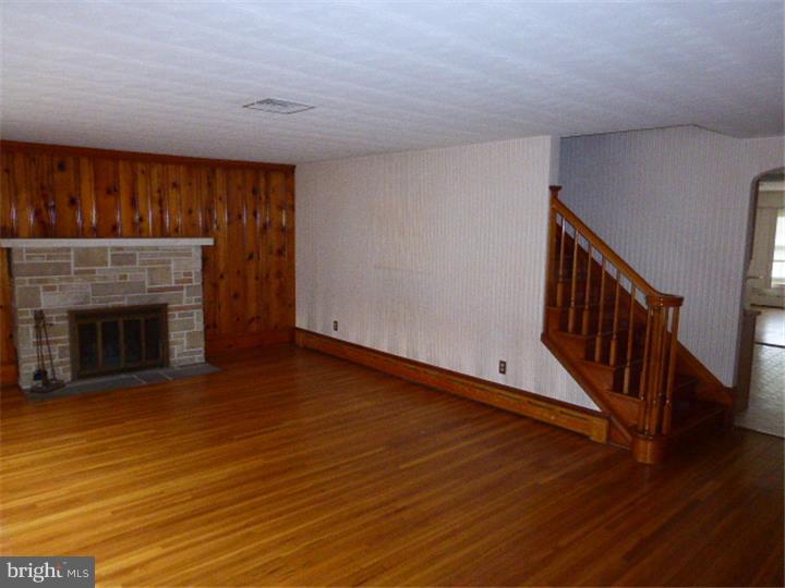 516 Gruber Road Harleysville, PA 19438 - Photo 4 of 18 Gallery Image 4