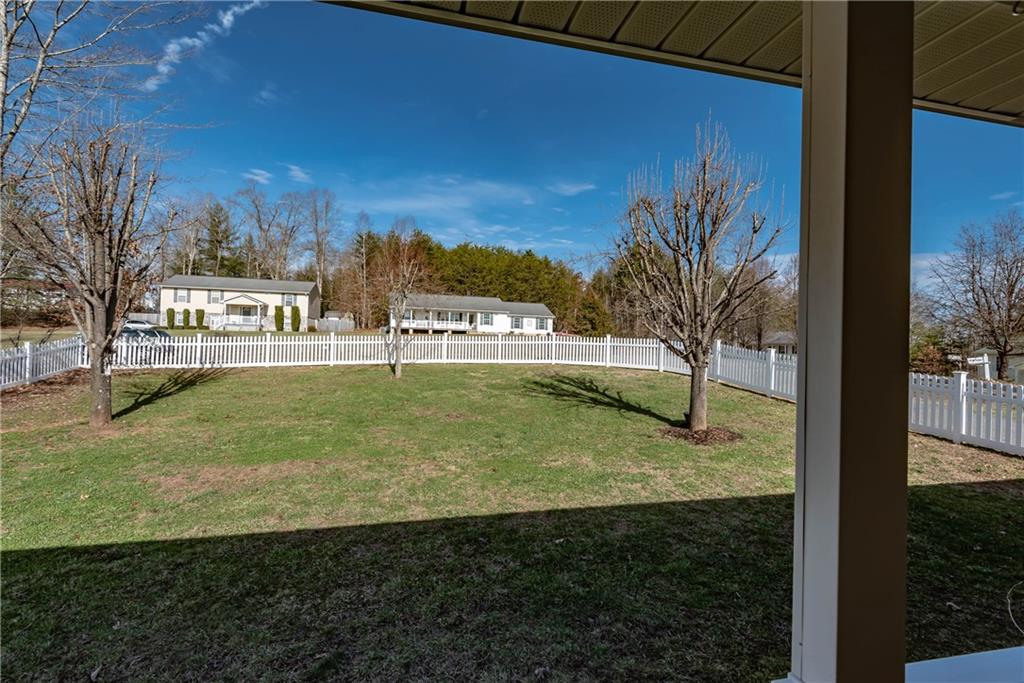 4415 Bridges View Road Morganton, NC 28655 - Photo 13 of 42 Gallery Image 13