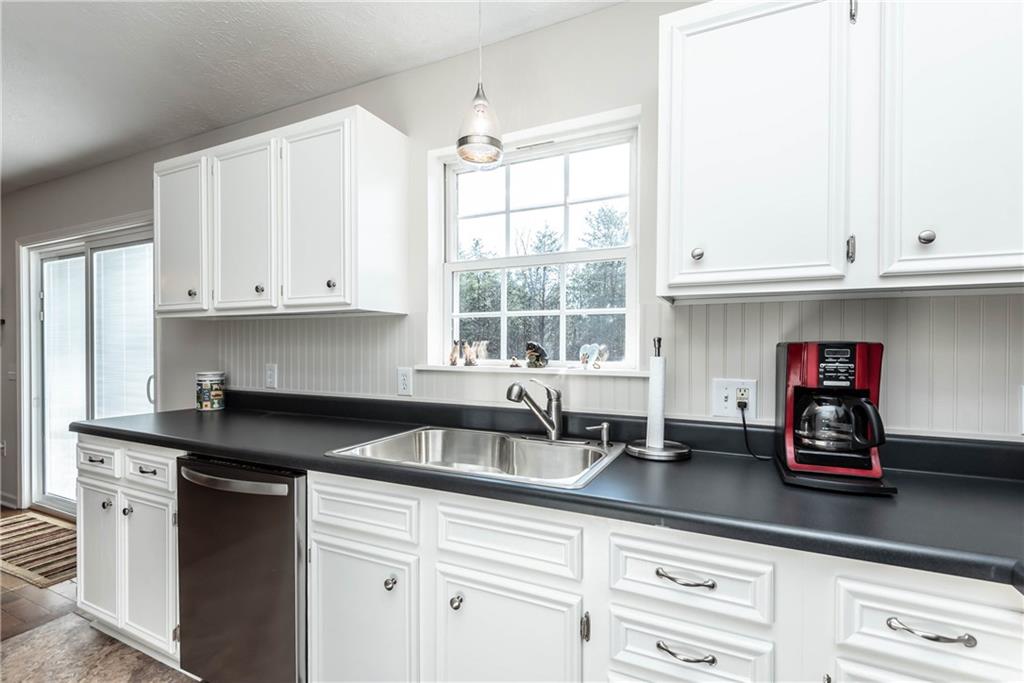 4415 Bridges View Road Morganton, NC 28655 - Photo 35 of 42 Gallery Image 35