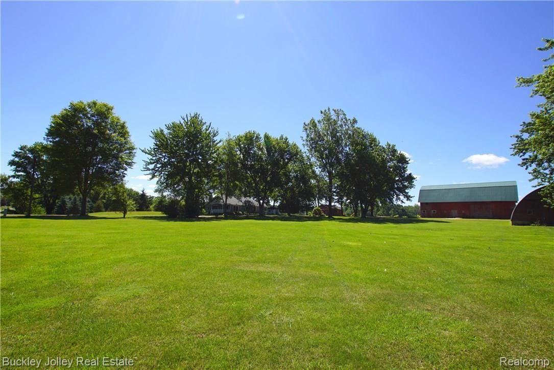 2986 Faussett Road Howell, MI 48855 - Photo 21 of 28 4 Acre Farm