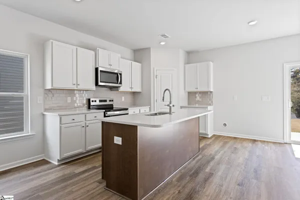 $307,525 | 146 Cedar Shoals, Easley, SC 29640