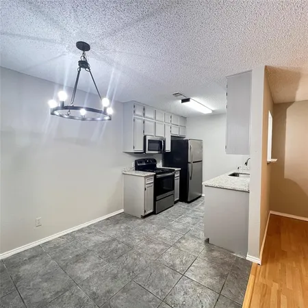 $1,250 | 104 Woodie Way, Unit C, Fort Worth, TX 76108
