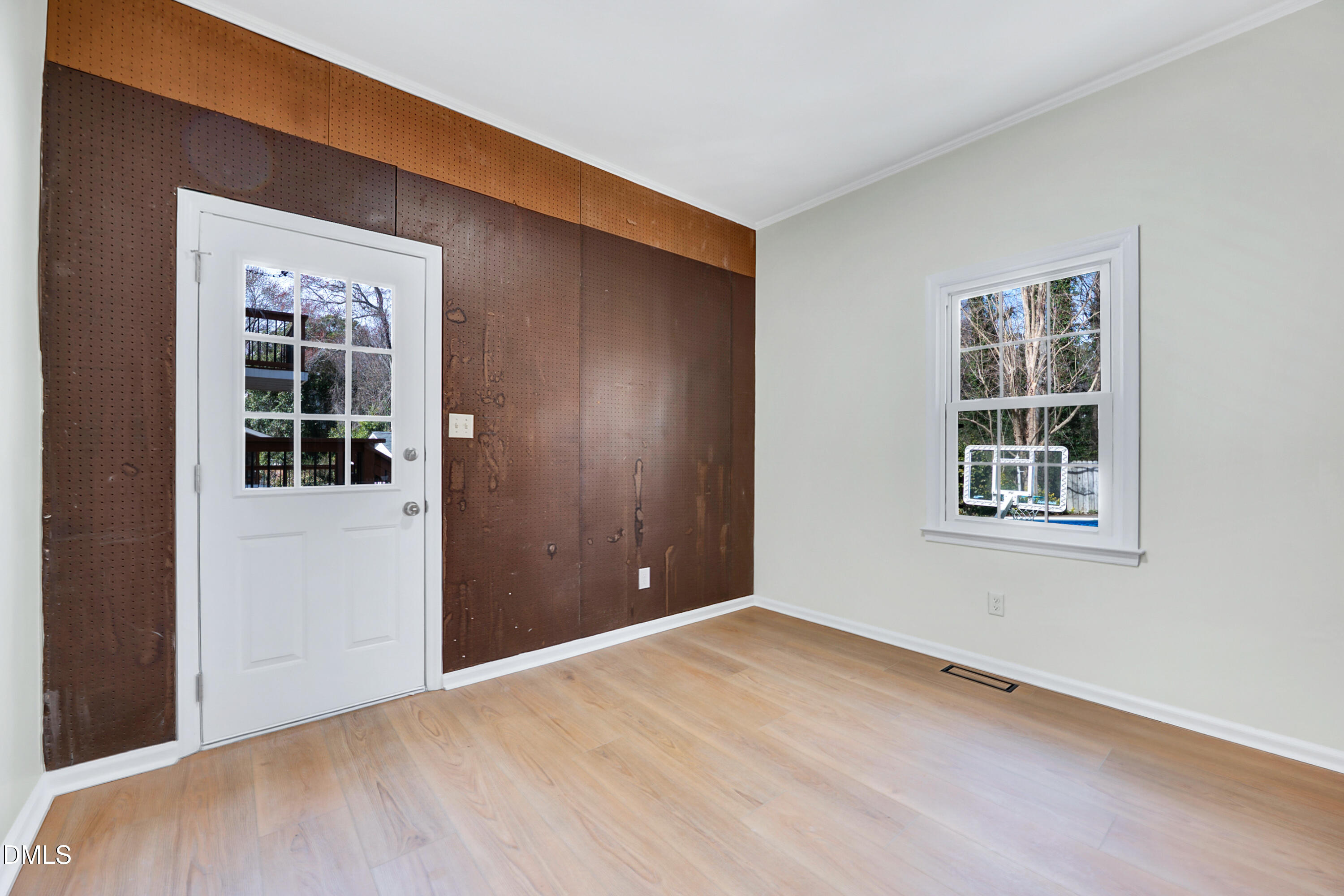 2113 Port Royal Road Raleigh, NC 27609 - Photo 18 of 51 19-2113 Port Royal Rd -19
