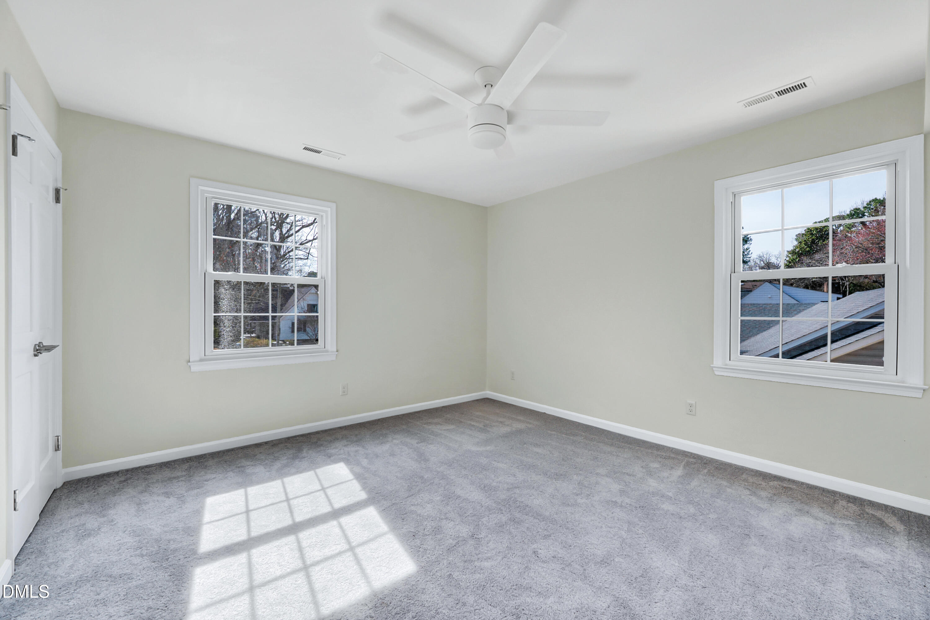 2113 Port Royal Road Raleigh, NC 27609 - Photo 26 of 51 28-2113 Port Royal Rd -28