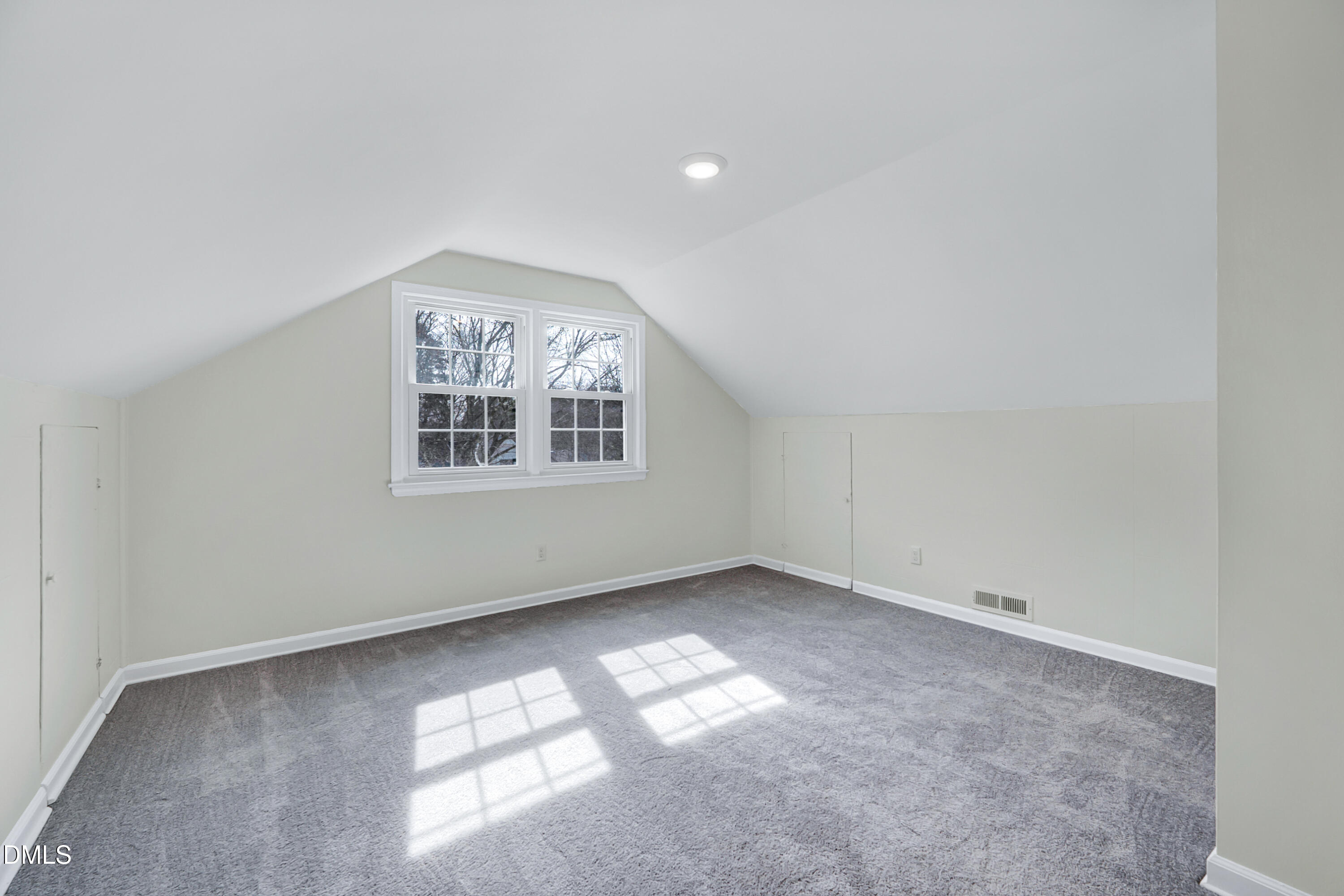 2113 Port Royal Road Raleigh, NC 27609 - Photo 36 of 51 38-2113 Port Royal Rd -38