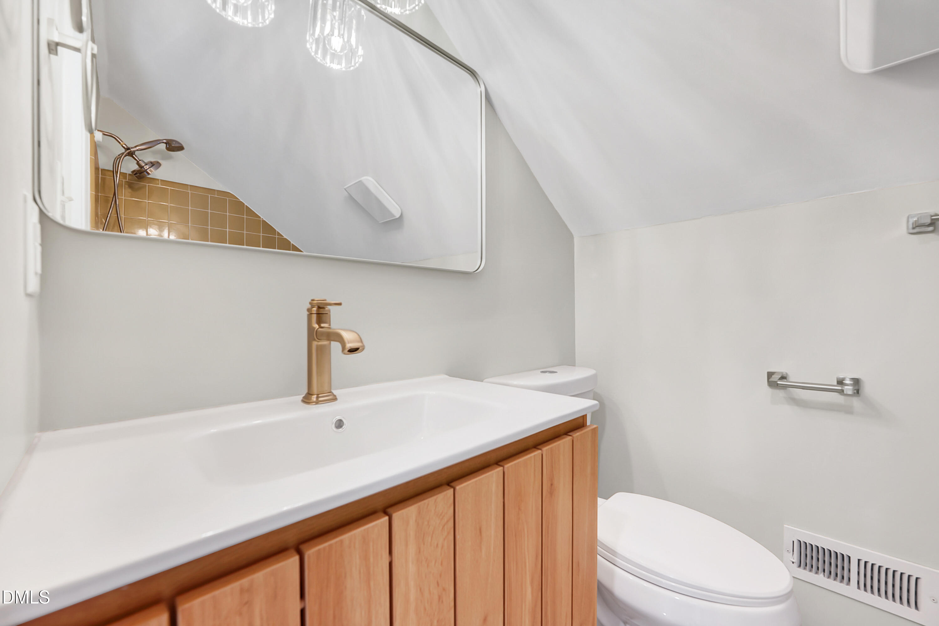 2113 Port Royal Road Raleigh, NC 27609 - Photo 38 of 51 40-2113 Port Royal Rd -40