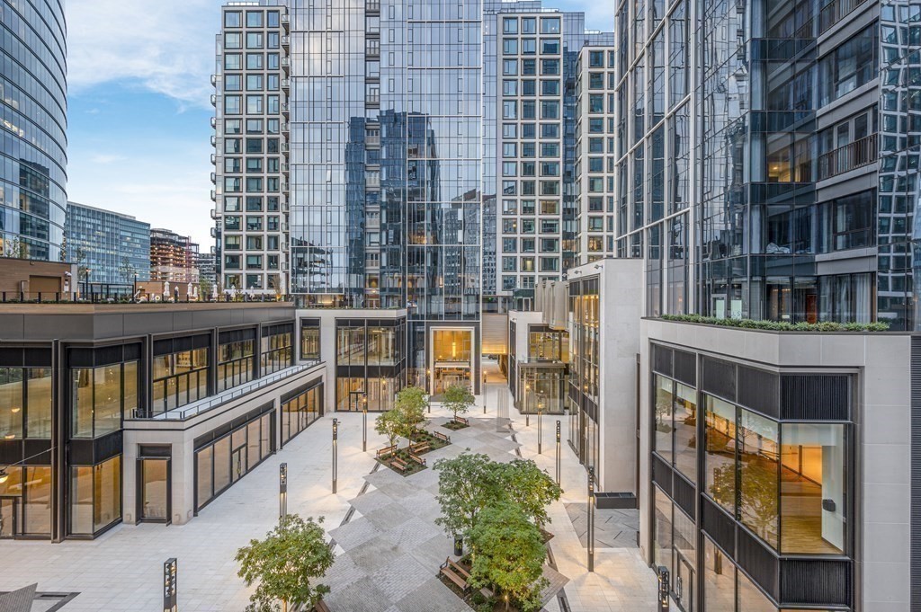 133 Seaport Boulevard, Unit 522 Boston, MA 02210 - Photo 32 of 36