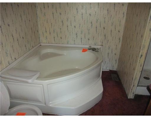 757 York Run Road Smithfield, PA 15478 - Photo 6 of 7 Master Bath/Spa.