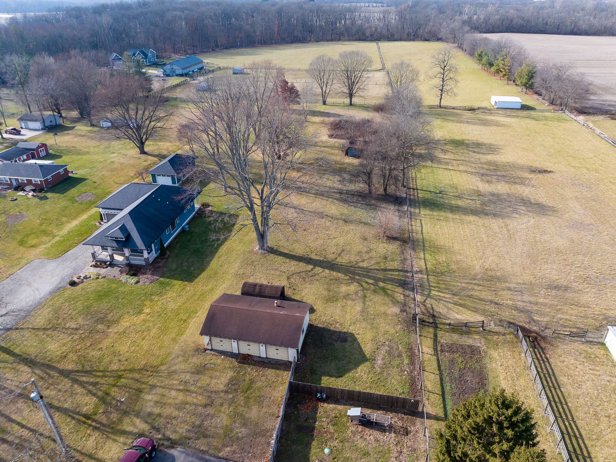 7946 Mann Road Indianapolis, IN 46221 - Photo 6 of 100