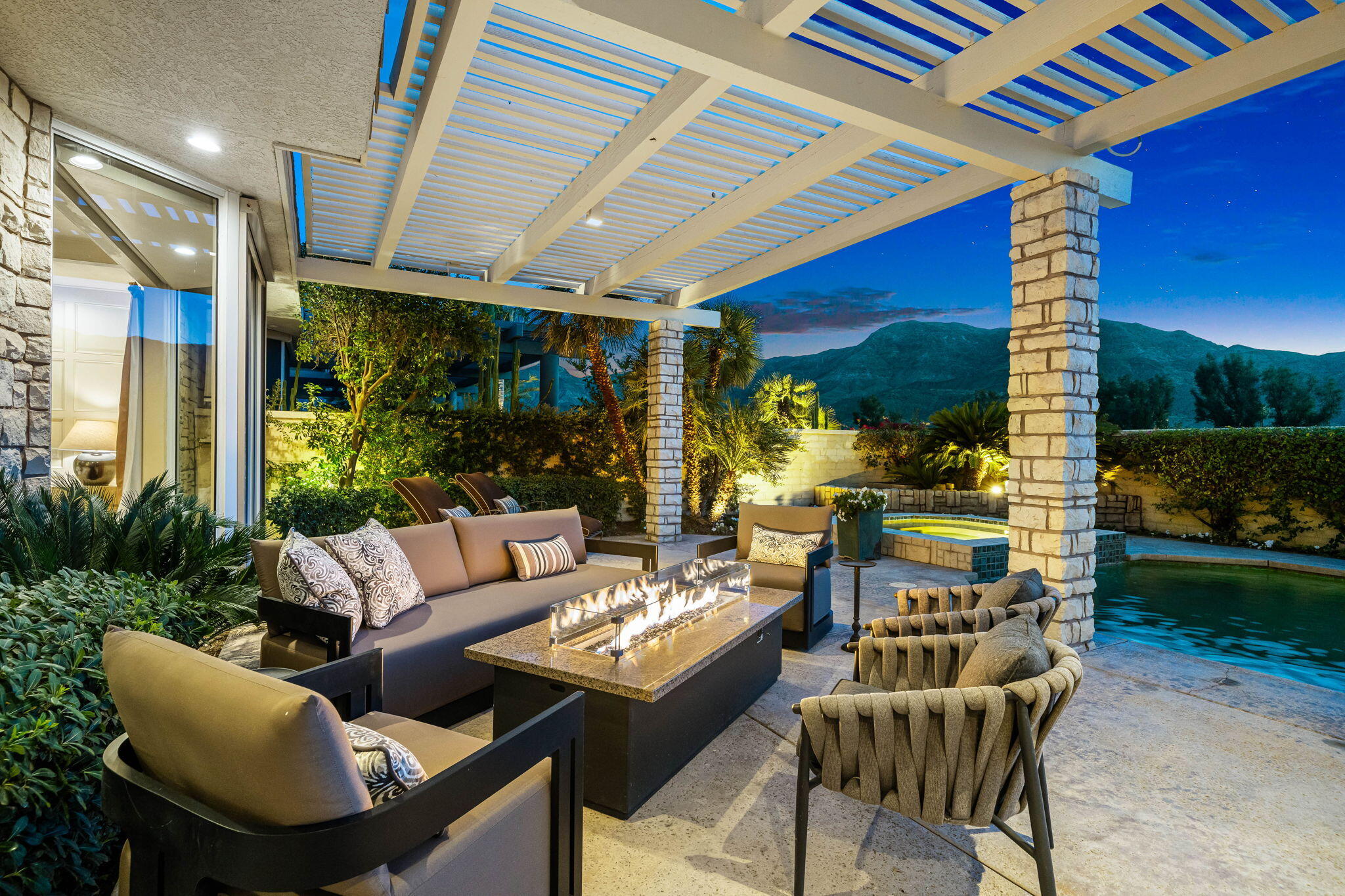 74 Mayfair Drive Rancho Mirage, CA 92270 - Photo 55 of 64 Back patio