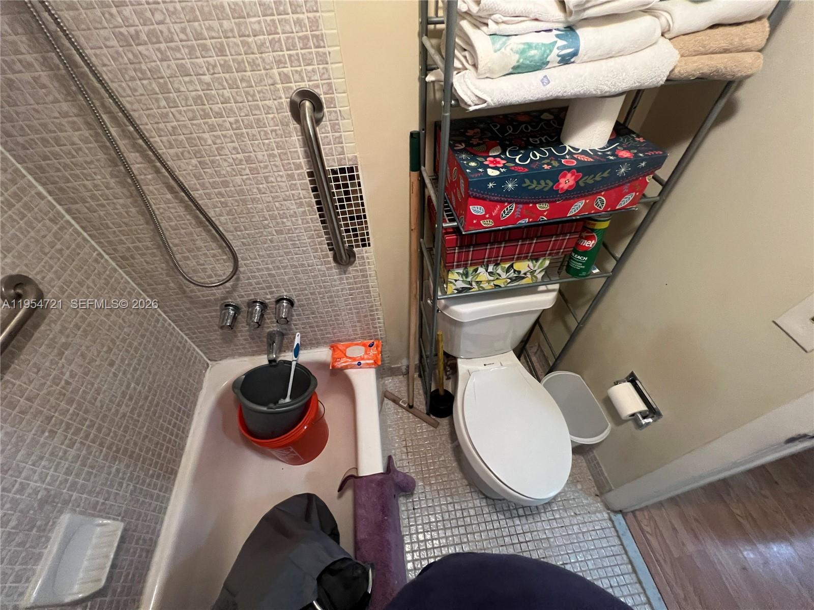 6911 Southwest 147th Avenue, Unit 1G Miami, FL 33193 - Photo 32 of 58