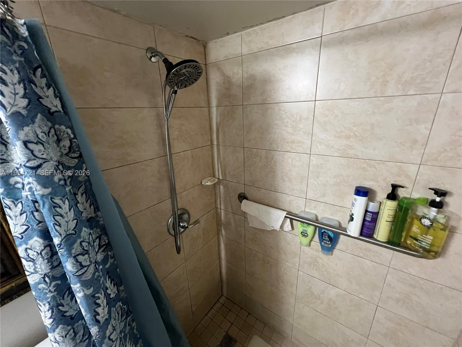 6911 Southwest 147th Avenue, Unit 1G Miami, FL 33193 - Photo 39 of 58