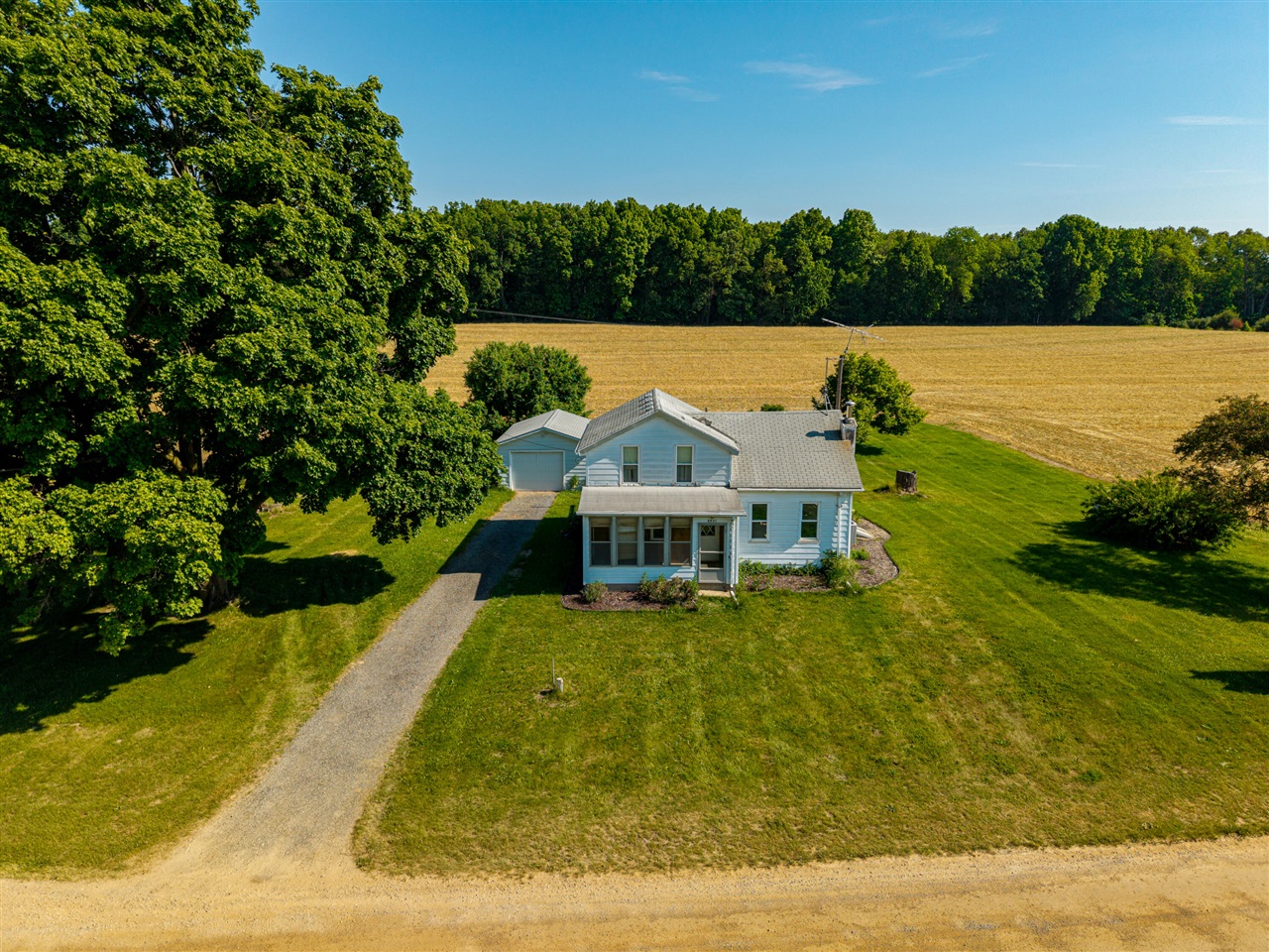 2851 North Dancer Road Dexter, MI 48130 - Photo 3 of 53