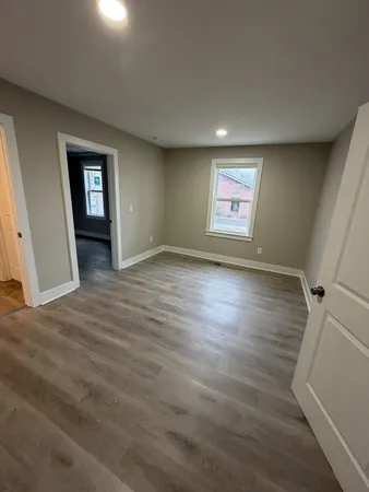 $1,300 | 307 West High Street, Unit 309, Woodbury, TN 37190