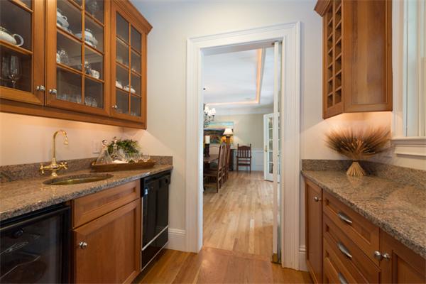 39 Robinson Road Lexington, MA 02420 - Photo 12 of 30